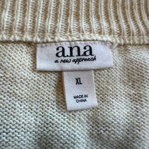 a.n.a Women's Soft Cream Sweater